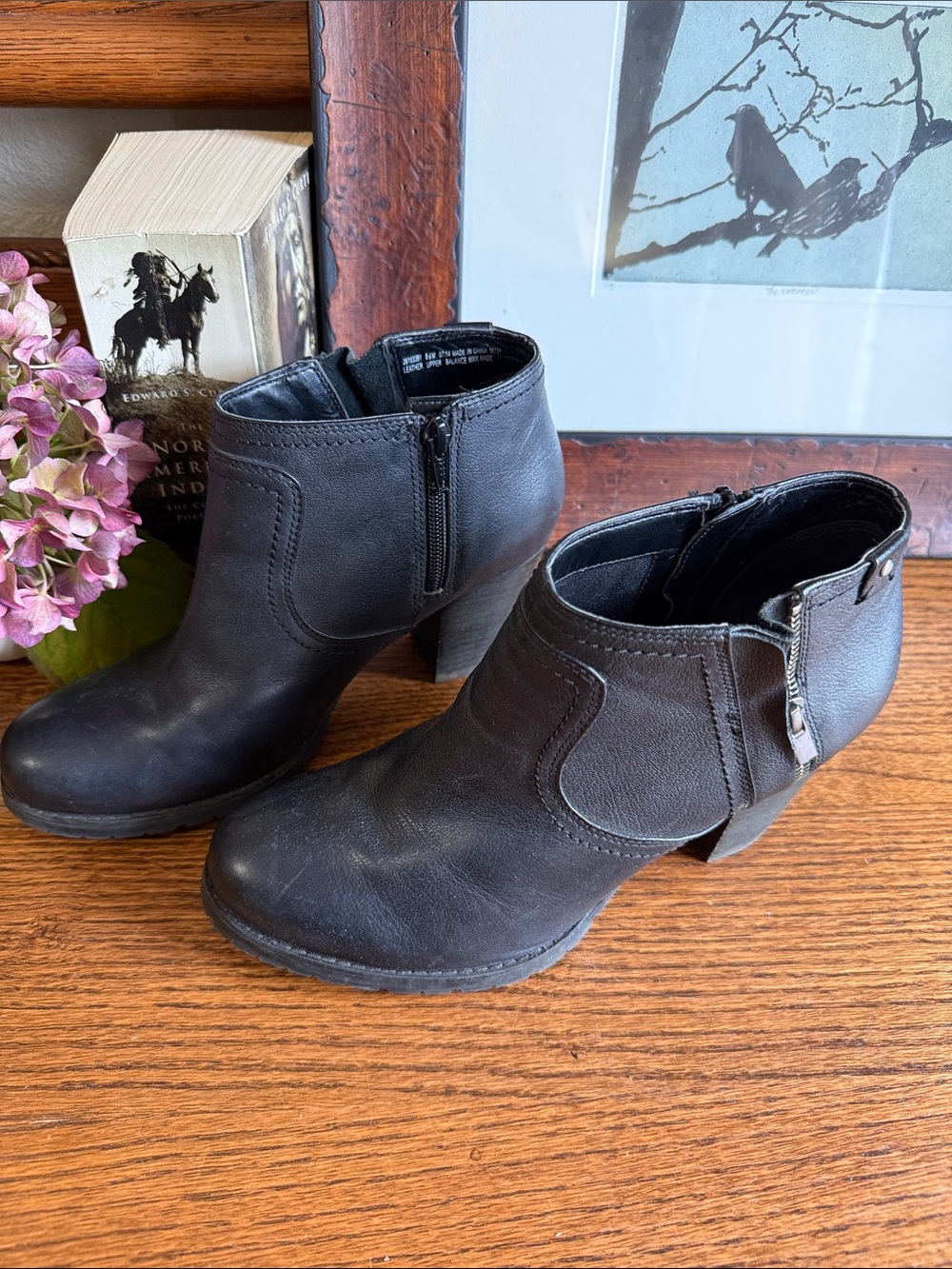 Clarks Artisan Mission Halle Ankle Boots, 8.5